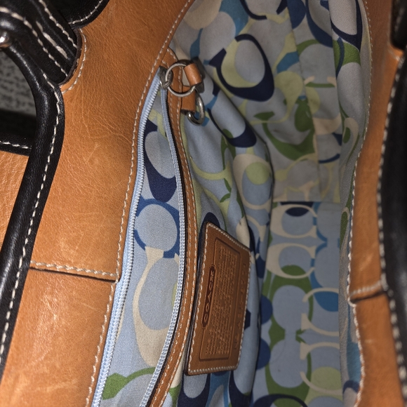 Coach Vintage Woven Tote with Black ather T - Picture 6 of 8